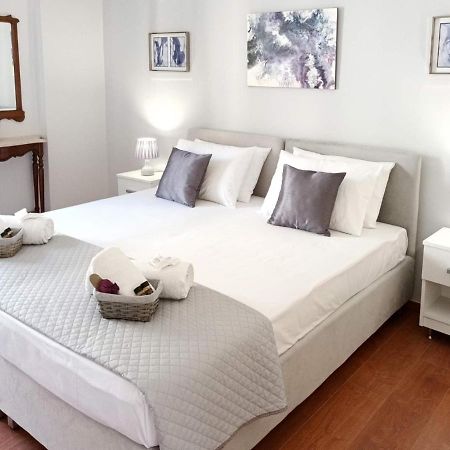 Natasha'S Apartment Corfu Town מראה חיצוני תמונה